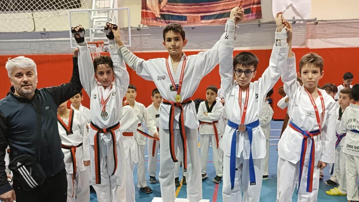 Yozgat Okullar arası küçükler Taekwondo il seçmelerindeki başarımız.